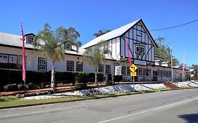Canungra Hotel